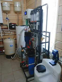 Система обратного осмоса производительностью 0,5 м³/час в загородном доме