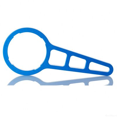 Ключ для прозрачного бака